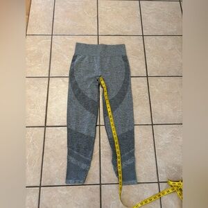 5/$25 PINK‎ Victoria’s Secret leggings